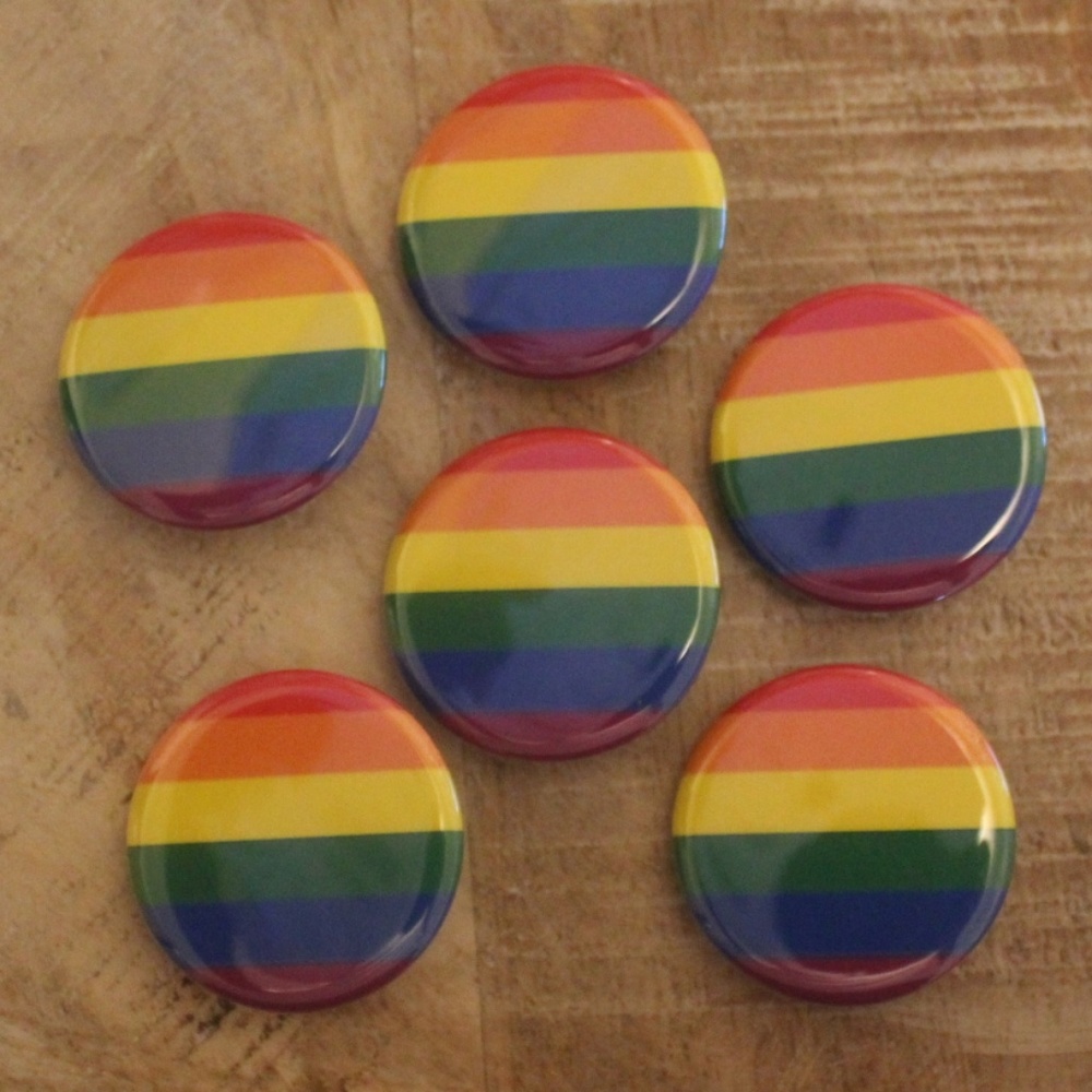 (NEW) Gay Pride Pinback Buttons  (pack of 10)